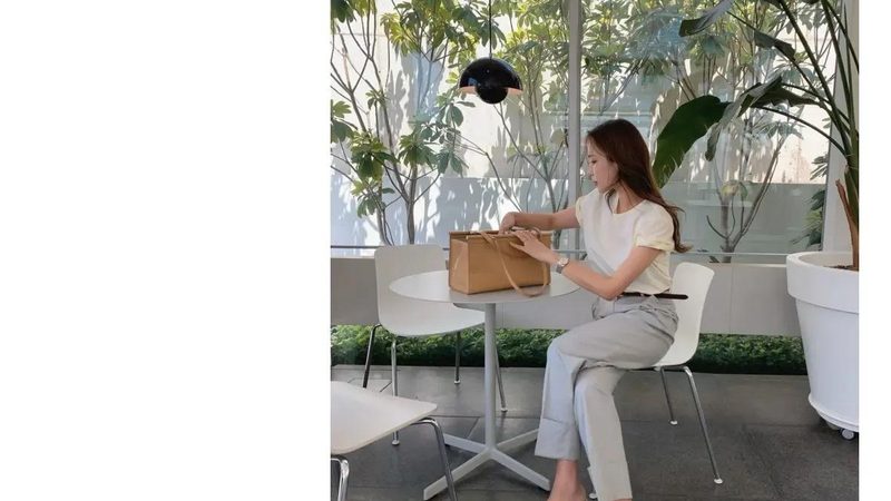 半自理老人保姆与自理老人保姆：价格差异与服务区别